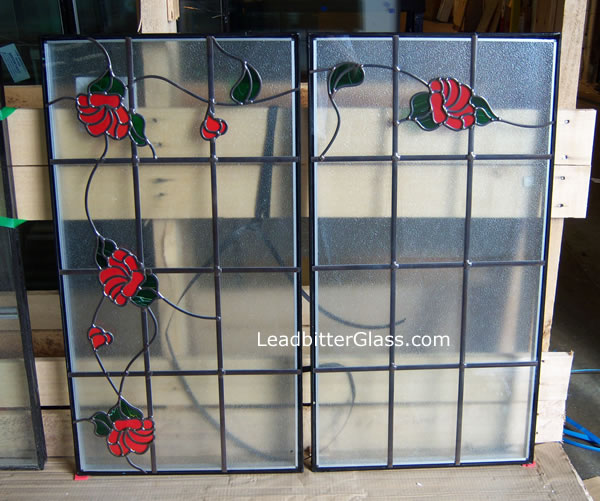 trailing_roses_glass